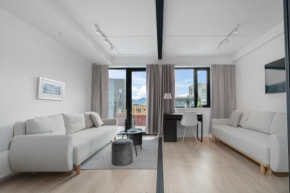 Sleek 1BD Apt with Sea View